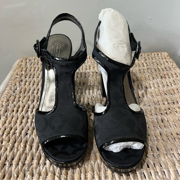 NEW Coach "Lydia" Signature "C" Logo Jacquard T Strap Heels size 11 M Black - Picture 2 of 8
